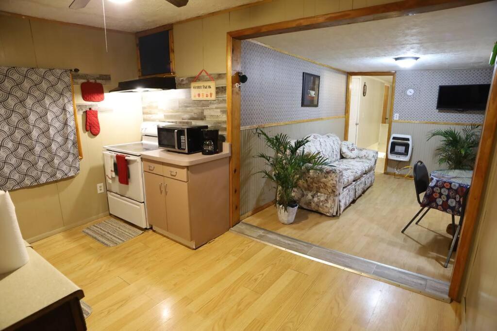 3-Bedroom Apt. Ideal Location Near New River Gorge Fayetteville Exterior photo